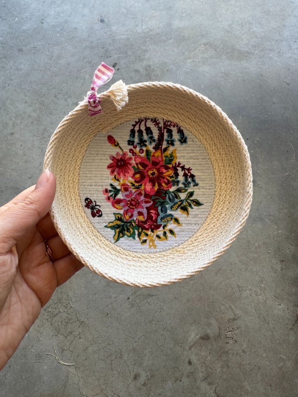 Handmade Rope Bowl Decorative Floral Accent